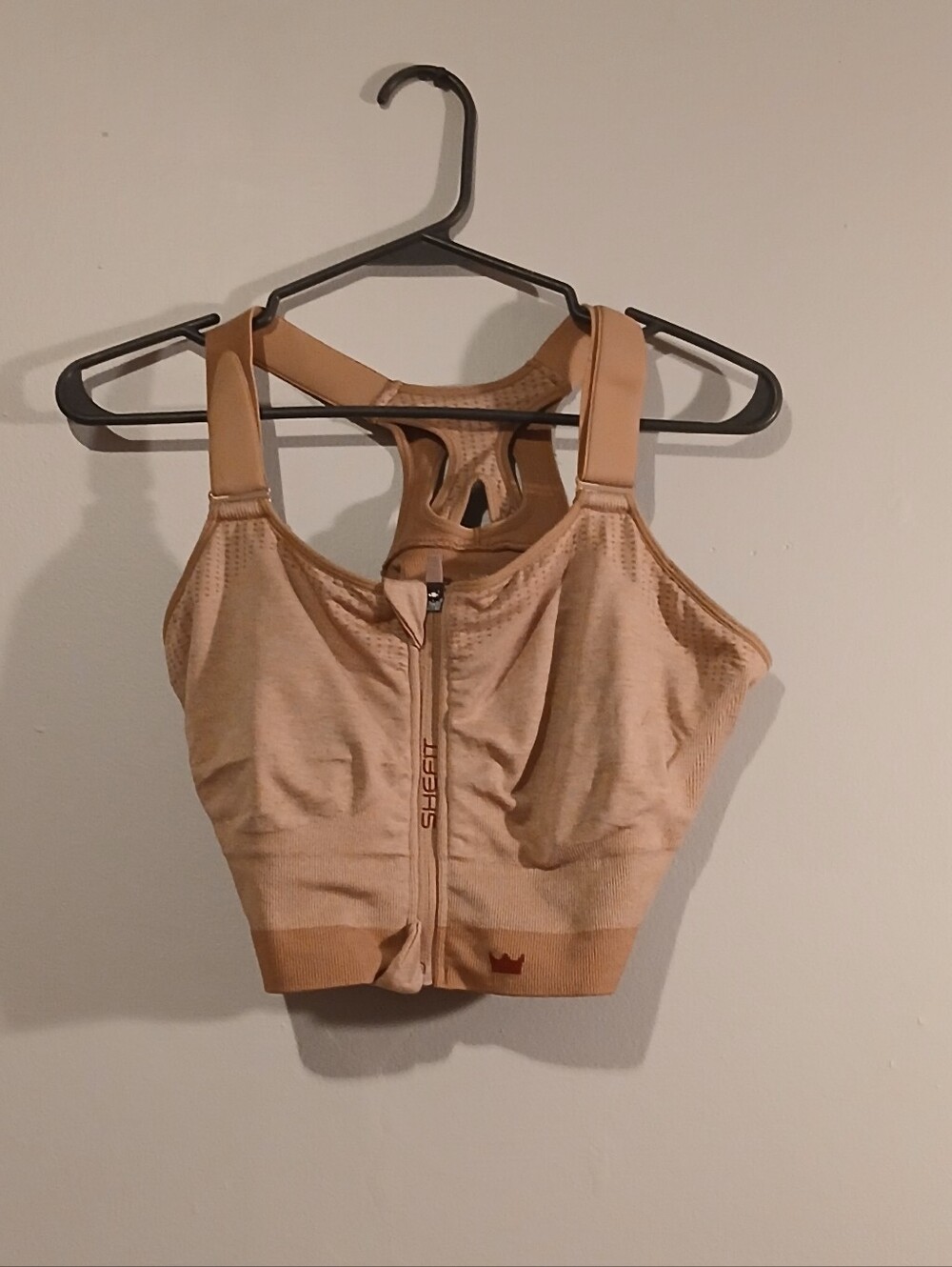 Front-Zip Seamless Sports Bra - Nude